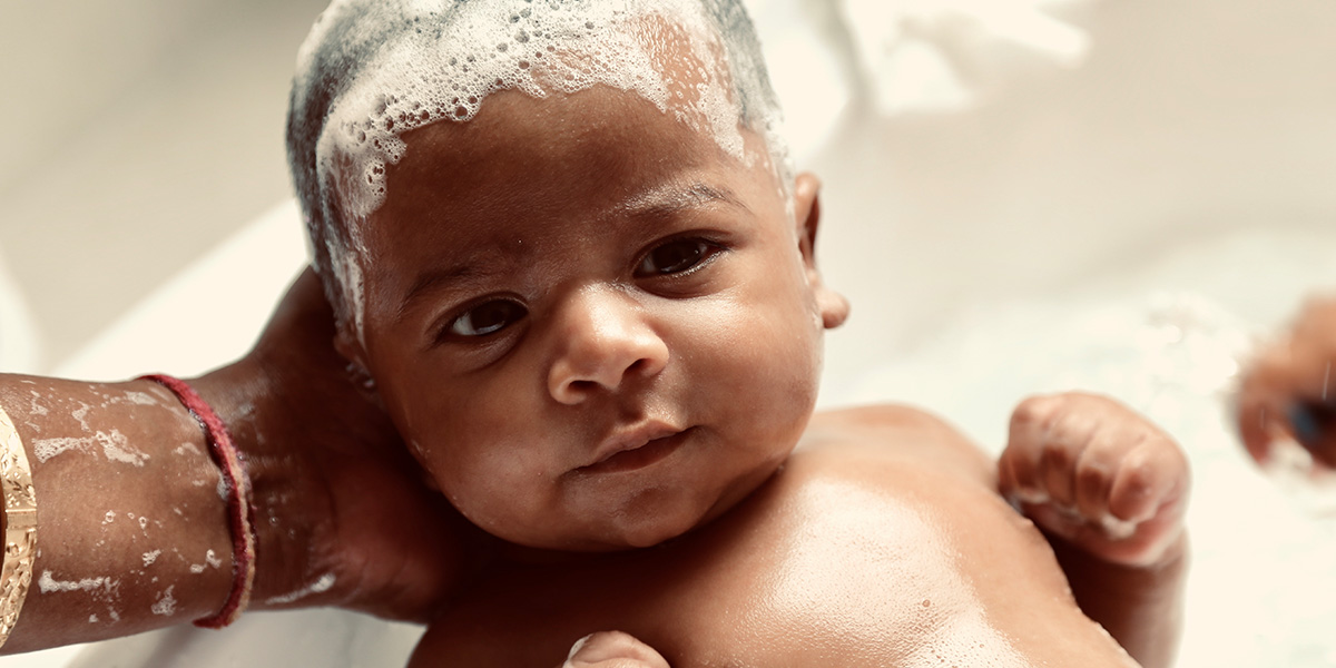Bath Time for Baby: 8 Tips and Tricks for a Positive Experience - Penn  Medicine Lancaster General Health
